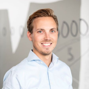 Michiel Beukers (Derivatives Trader at Interfood, Inc.)